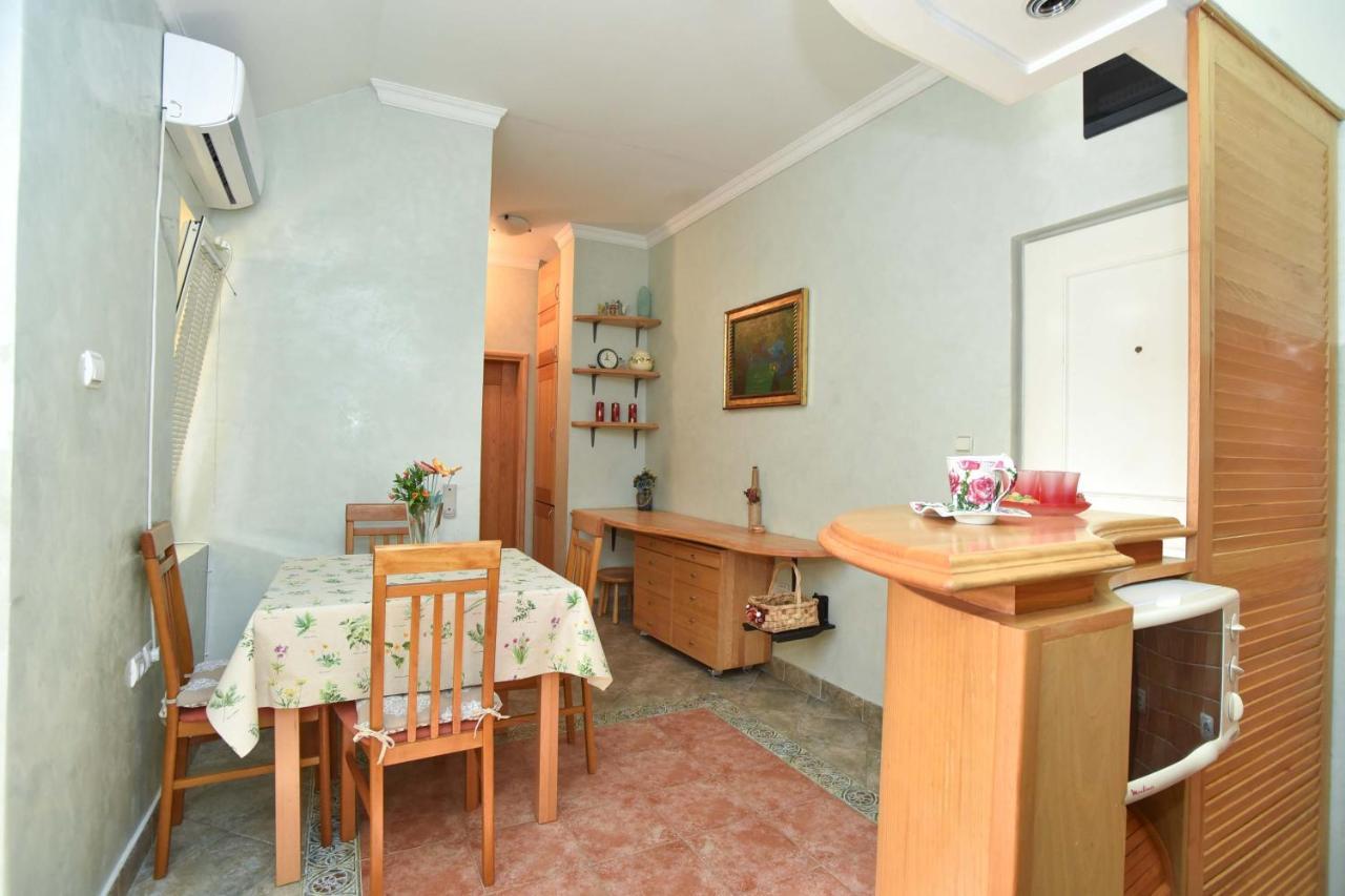 Comfort Inn Old Town Budva Exterior photo